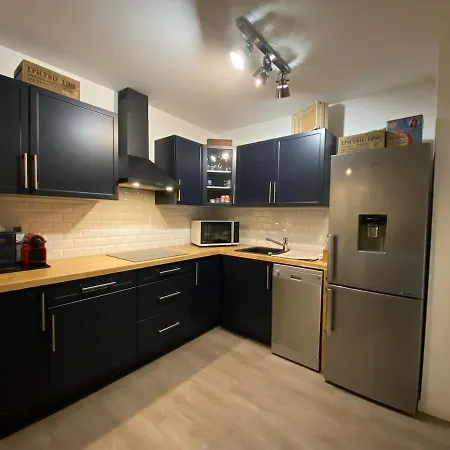 Confort Avec Parking Et Loggia *